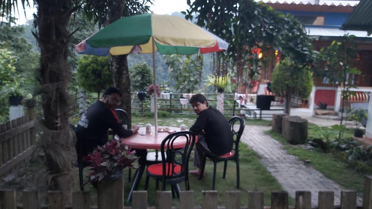 Eviana Homestay Дарджилинг Екстериор снимка